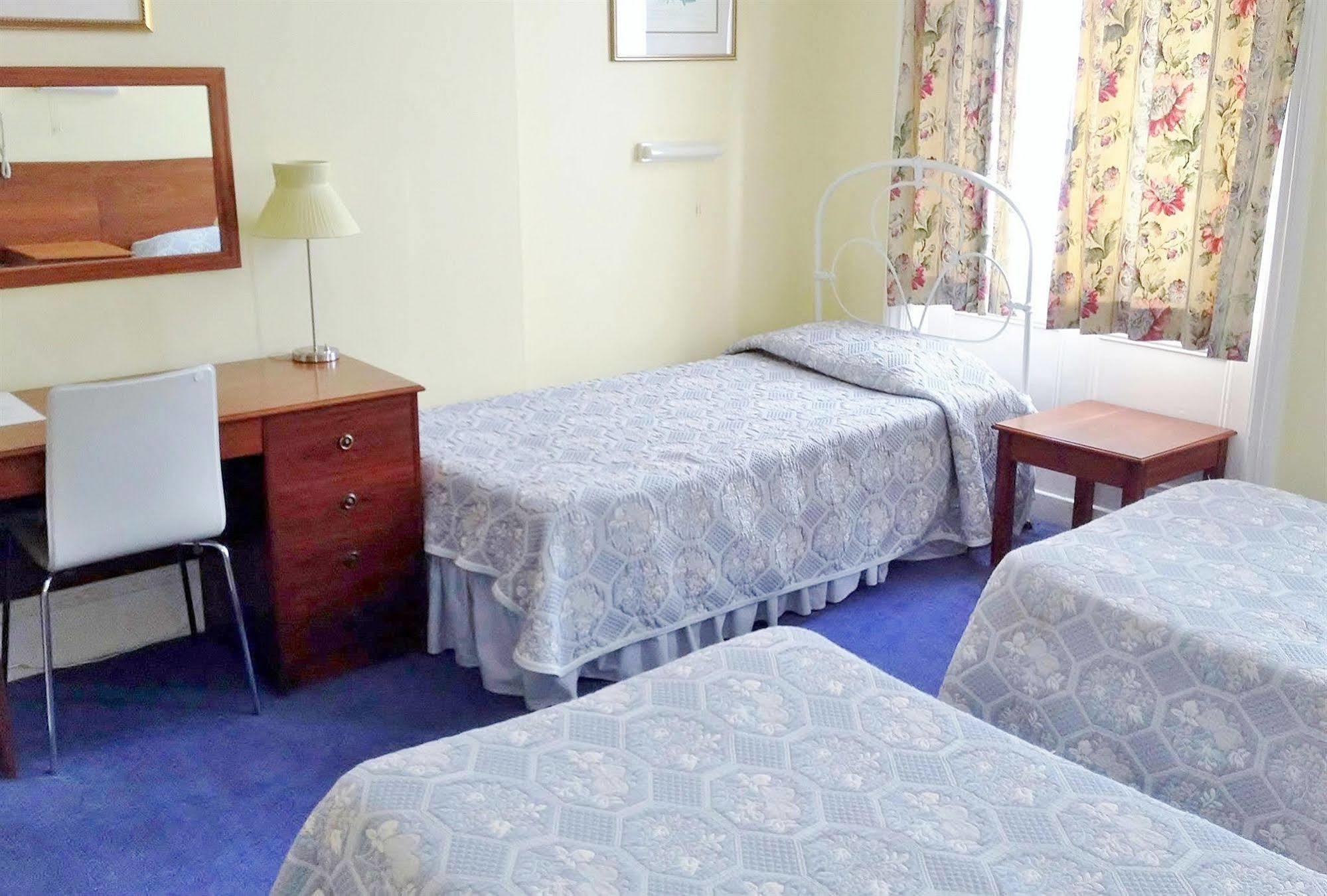Merlyn Court Hotel London Luaran gambar